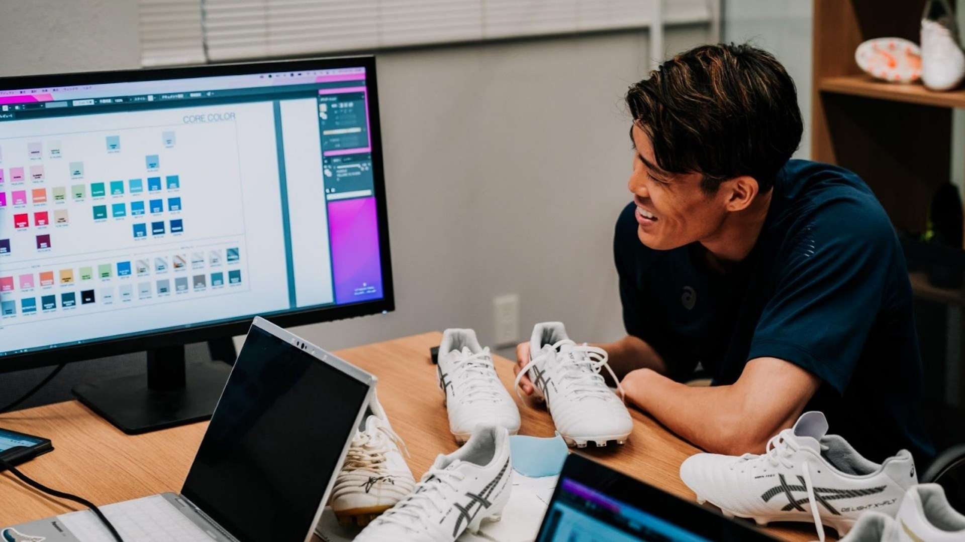 展现了他对 展现了他对